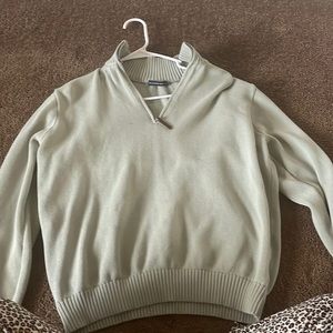Brandy Melville pullover